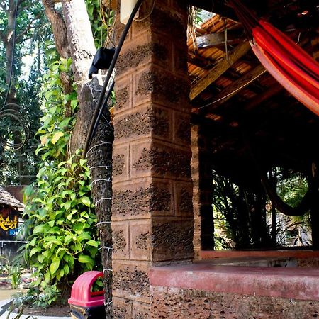 That Crazy Hostel Anjuna Ngoại thất bức ảnh