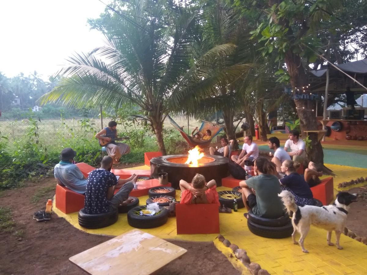 That Crazy Hostel Anjuna Ngoại thất bức ảnh