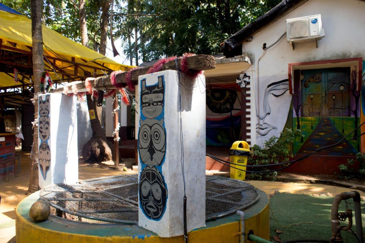 That Crazy Hostel Anjuna Ngoại thất bức ảnh